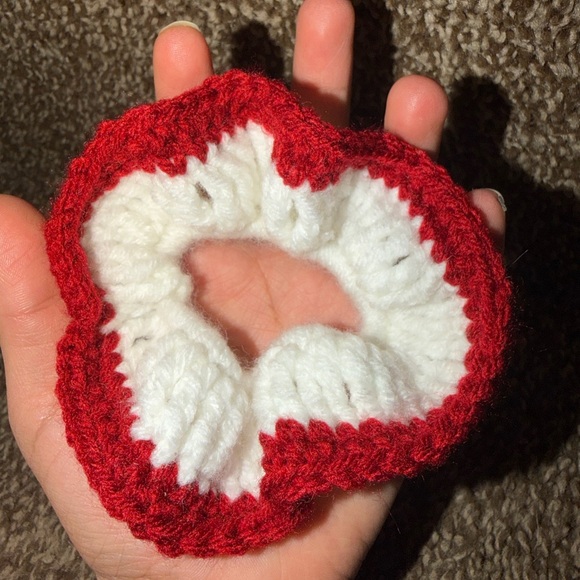 Red and White Crochet Hair Scrunchie - Picture 5 of 6